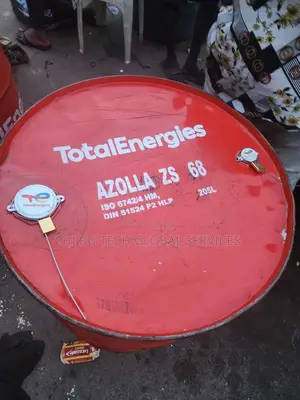 205-Liter Drum of Totalenergies Azolla Zs 68 Industrial Hydraulic Oil