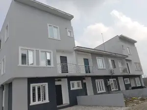 3,4 Bedroom Triplex House at Awoyaya -