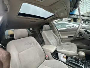 Toyota Camry LE 4dr Sedan (2.4L 4cyl 5A) 2006 Gold