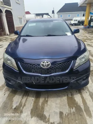 Toyota Camry SE 4dr Sedan (2.5L 4cyl 6A) 2011 Blue