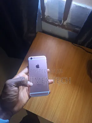 Apple iPhone 6s 32 GB Rose Gold