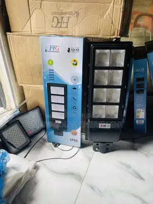 800w 8eyes All in One FFG Solar Streetlight