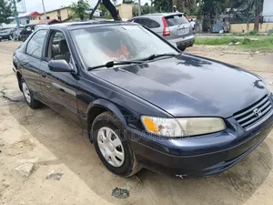 Toyota Camry 2000