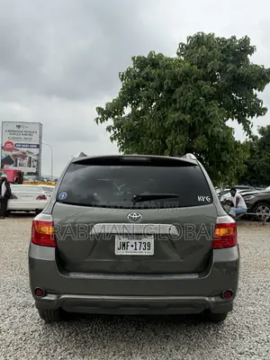 Toyota Highlander Limited 2010 Gray