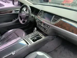 Hyundai Genesis 2015 Gray