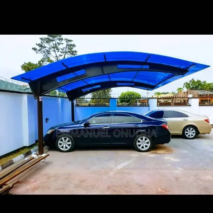 Modern Sunshade With Skylight