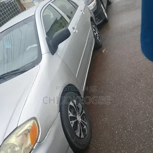 Toyota Corolla 2005 Silver