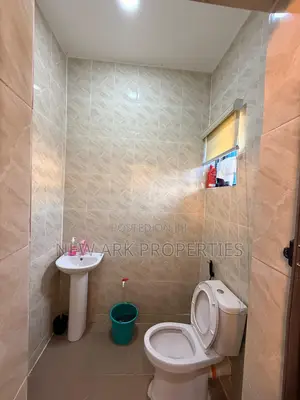 1bdrm Apartment in Alagomeji for rent