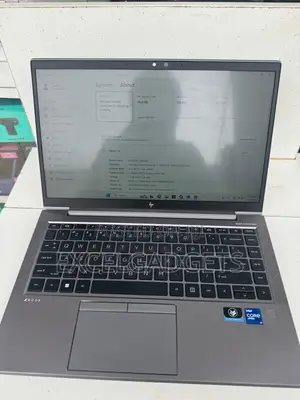 Laptop HP ZBook Firefly G8 16GB Intel Core i7 SSD 512GB
