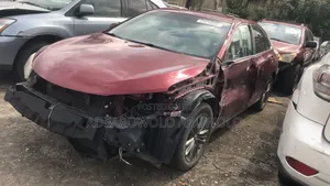 Toyota Camry SE 4dr Sedan (2.5L 4cyl 6A) 2016 Burgundy