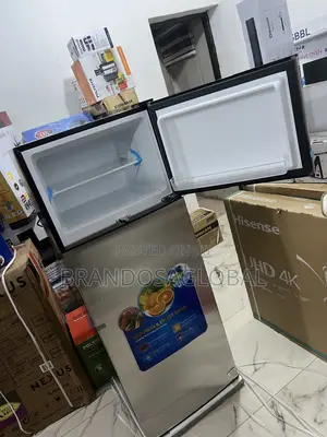 Polystar [Pv-Dd350dl] 225l Refrigerator Offering Ample Storage
