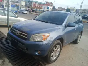Toyota RAV4 2008 Blue