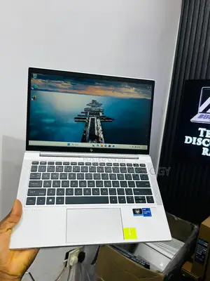Laptop HP EliteBook 830 G8 16GB Intel Core i5 SSD 256GB