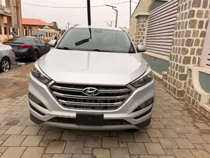Hyundai Tucson Limited AWD 2017 Silver