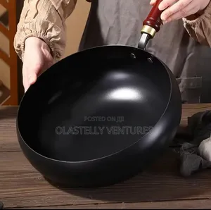 Non-Stick Frying Wok Pan Multifunctional Iron Pan Gas Stove (24cm) Tem
