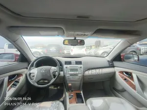 Toyota Camry XLE V6 4dr Sedan (3.5L 6cyl 6AM) 2009 Red