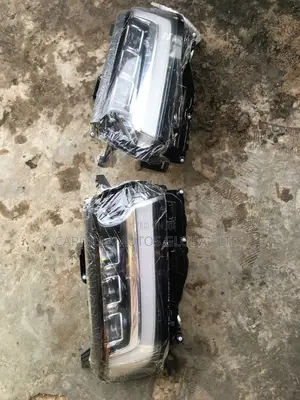 Head Light Land Cruiser 2023 GBT