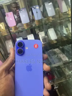 Apple iPhone 16 128 GB Blue
