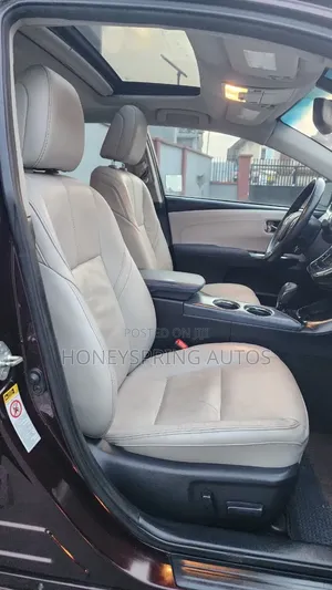 Toyota Avalon XLE Sedar FWD (3.5L 6cyl 6A) 2013 Burgundy