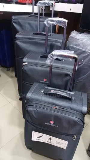 Set of Super Lightweight Luggage