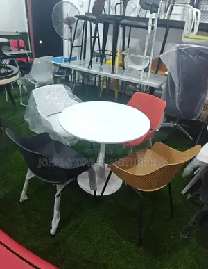4 Unique Restaurant Chairs With Marble Table