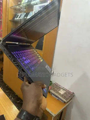 Laptop MSI Cyborg 15 16GB Intel Core i7 SSD 512GB