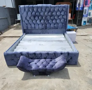 Quality 6by6 Button Bedframe With Ottoman