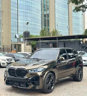 BMW X5 2025 Gold