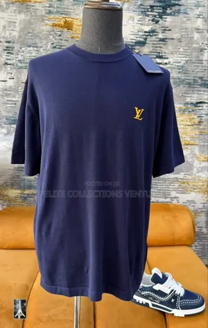 *Original Louis Vuitton Top Available in Store M ——Xxl