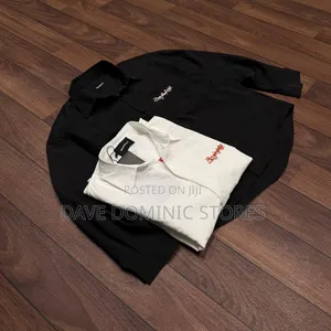 Maoqiaoyi Crested Buttoned Down Long Sleeves