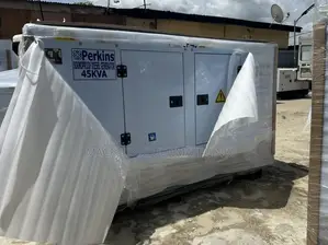 England Perkins 45kva Soundproof Diesel Generator