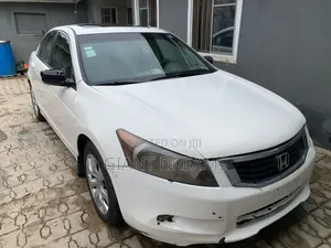 Honda Accord 2009 White