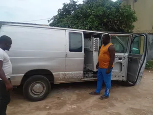 Logistics/Hollage/Movers Ford