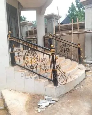 Wrought-Iron Handrail With Square Starter