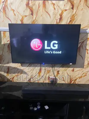 Lg 45inches Smart Tv 4months Use