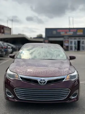 Toyota Avalon XLE Plus FWD Sedan (3.6L 6cyl 6A) 2016 Burgundy
