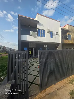 Furnished 3bdrm Townhouse/Terrace in Kabusa Garden, Dakwo District