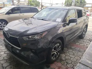 Toyota Highlander 2020 Gray