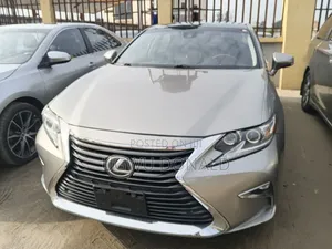 Lexus ES 2016 Silver