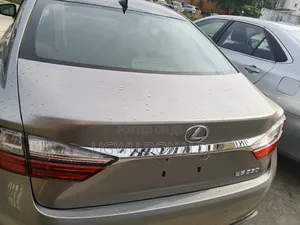 Lexus ES 2016 Silver