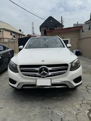 Mercedes-Benz GLC-Class 2017 White