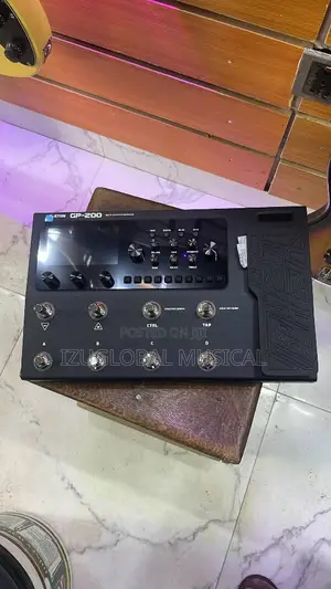 Valeton Gp-200 Guitar Effect Processor Black Colour
