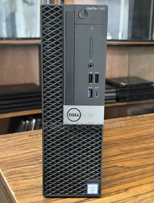 Desktop Computer Dell OptiPlex 7060 16GB Intel Core i7 SSD 256GB