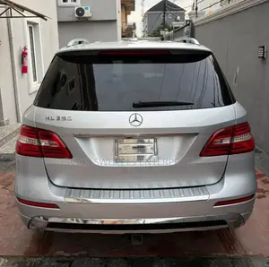 Mercedes-Benz M Class ML350 4MATIC 4dr SUV AWD (3.5L 6cyl 7A) 2014