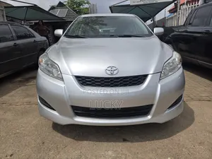 Toyota Matrix 2010 Silver