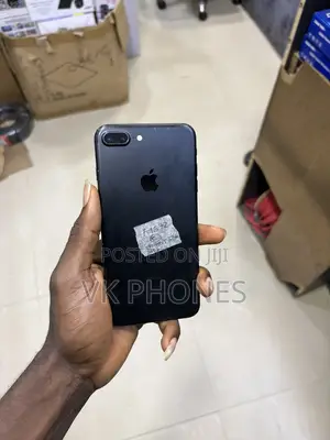 Apple iPhone 7 Plus 32 GB Black