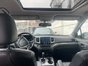 Honda Pilot Elite 4dr AWD (3.5L 6cyl 9A) 2016 Black