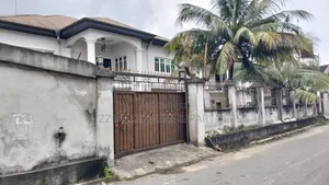 8bdrm Duplex in Stadium Road ,  Port, Elekahia for sale