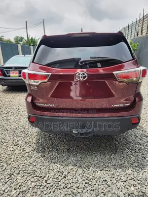 Toyota Highlander Limited 4dr SUV AWD (3.5L 6cyl 6A) 2015 Red