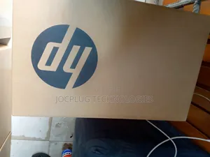 New Laptop HP 14-ep0063 8GB Intel Core i3 SSD 72GB